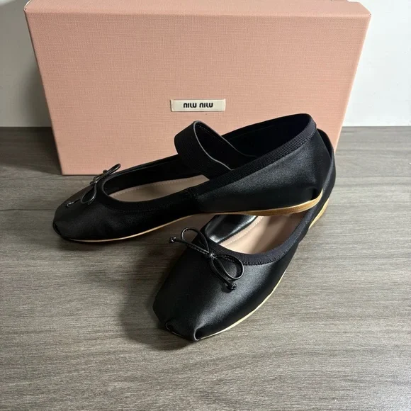 Miu Miu Black Satin Square-Toe Ballet Flats with Elastic Strap and Bow - Picture 6 of 6